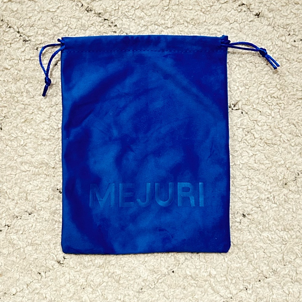 🌟FREE with purchase🌟 NWOT Mejuri blue drawstring pouch